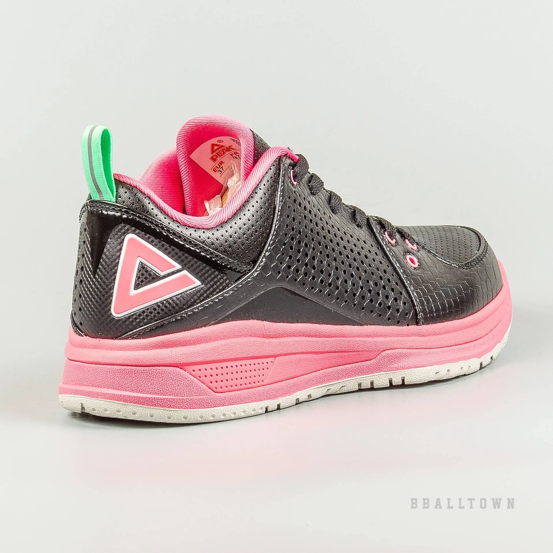 Dámske basketbalové tenisky Peak Women Basketball Shoes Black/Lemon Pink čierne