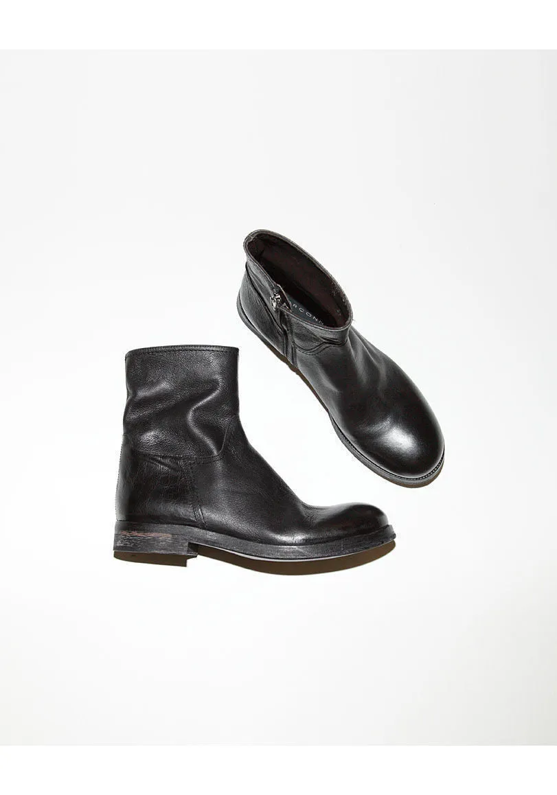 Field Zip Boot