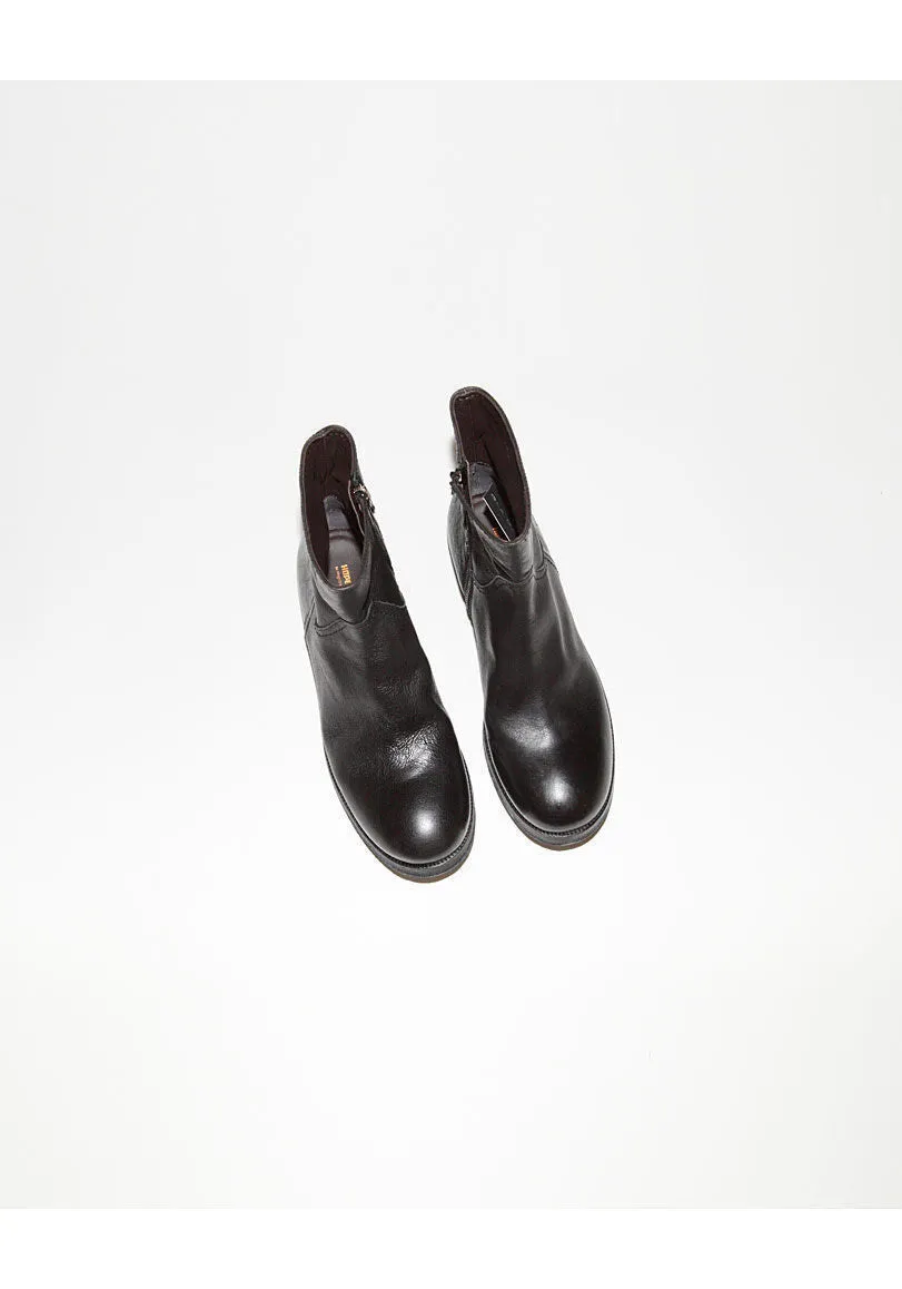 Field Zip Boot