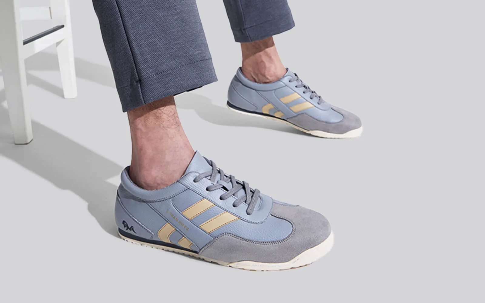 The Urban Riffs : Grey