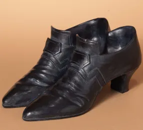 Witch Shoes Decor